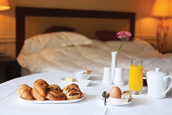 BED & BREAKFAST